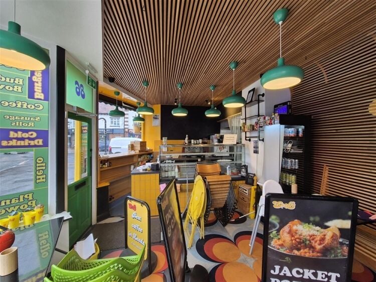 Cafe & Sandwich Bars For Sale in Leeds Photo 2