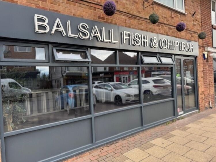 Leasehold Fish & Chip Takeaway Located In Balsall Common Photo 2