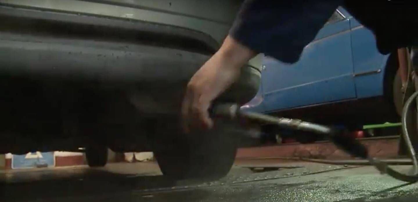 CAR REPAIR AND SERVICING CENTRE! - Edinburgh Photo 2