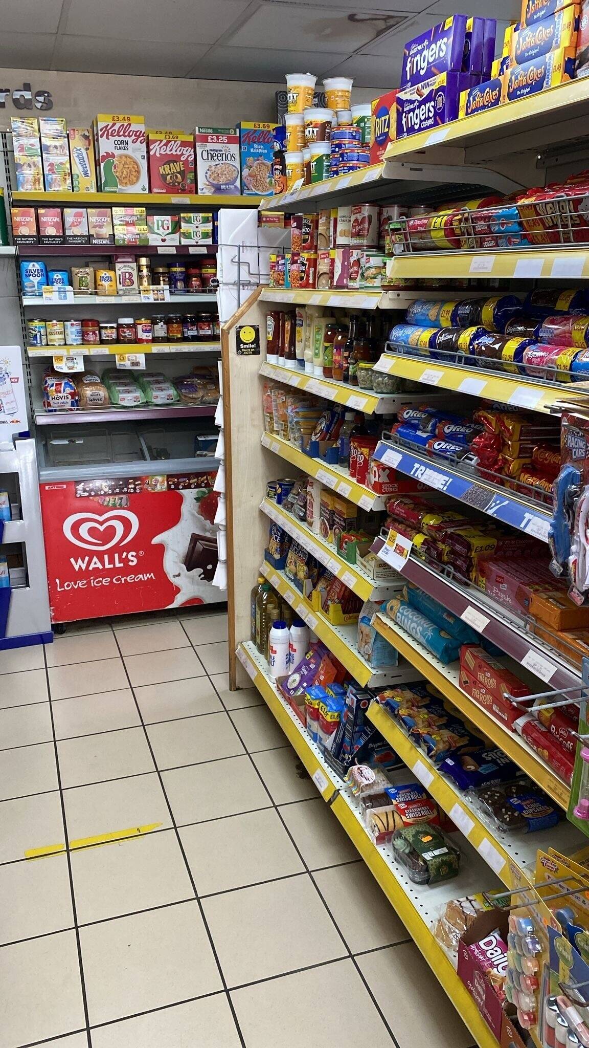 Convenience Store and Off-licence for sale in Bexhill on Sea, East Sussex Photo 3