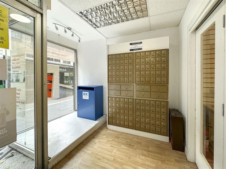 Mail Boxes Etc Photo 2