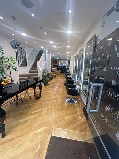 Unisex Hairdressing Salon Plus Beauty Salon & Nail Bar for Sale Photo 2