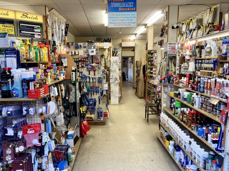 DIY, HARDWARE, & HOUSEHOLD STORE