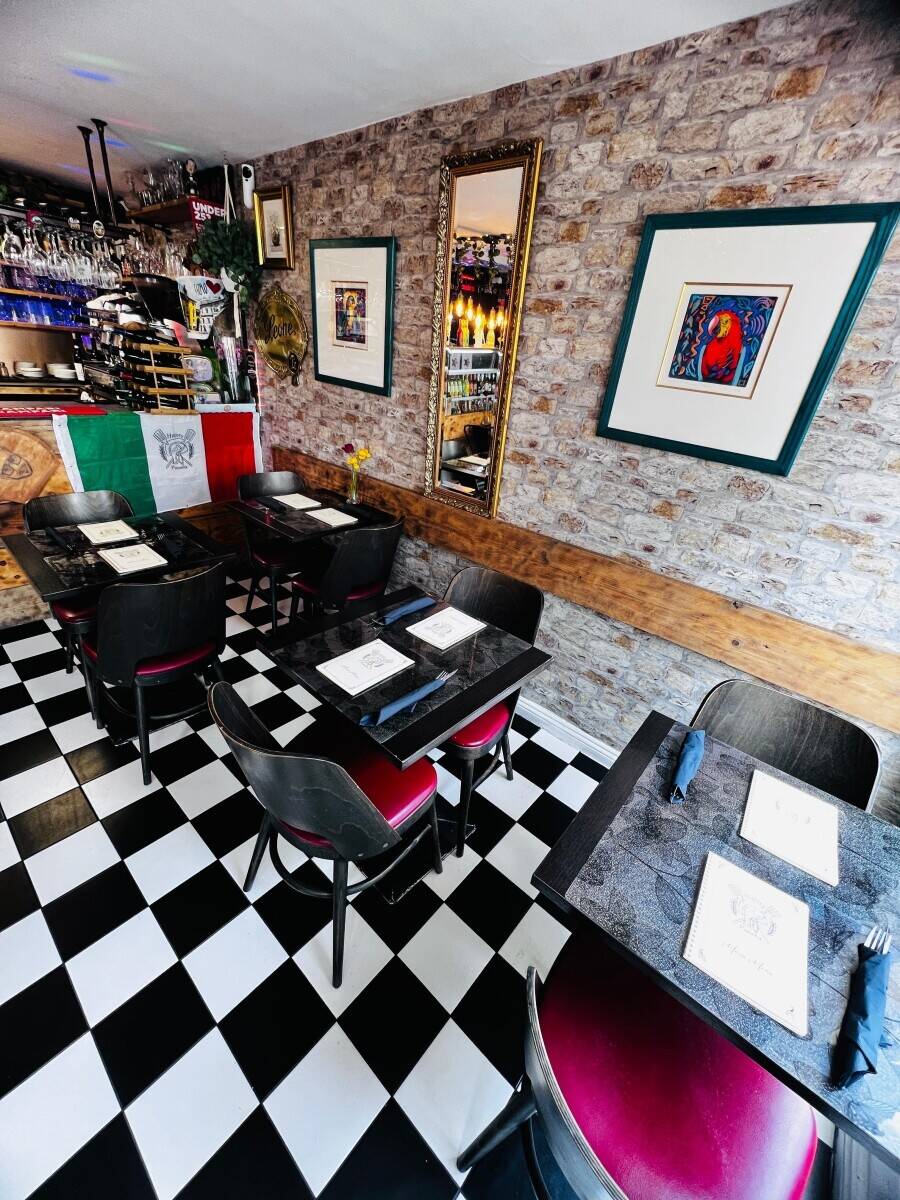 Pizzeria for sale in Hove