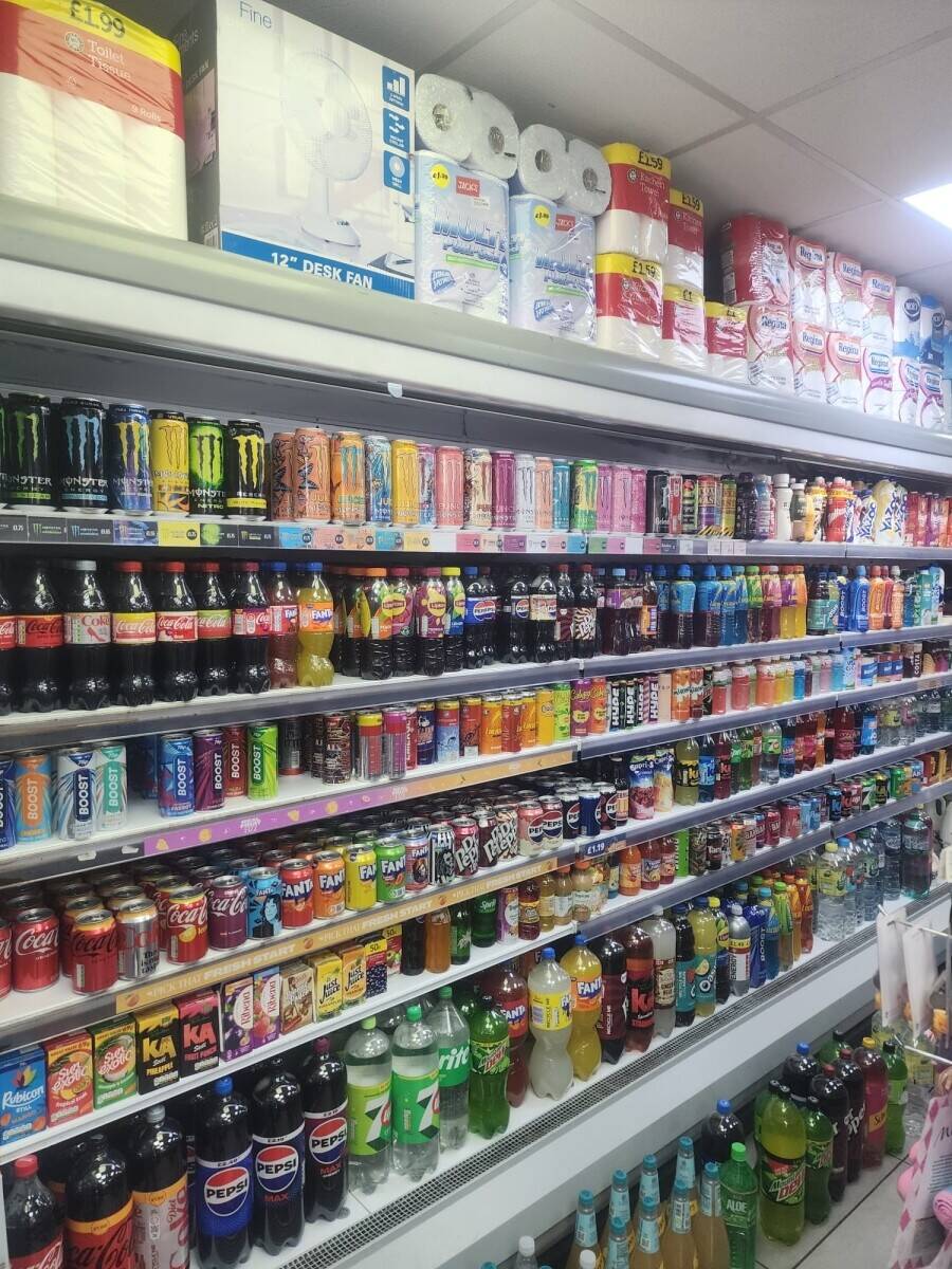 BUSY OFF LICENCE LEASE FOR SALE IN PRIME LOCATION IN SUTTON WITH HIGH POTENTIAL TO INCREASE SALES. Photo 2