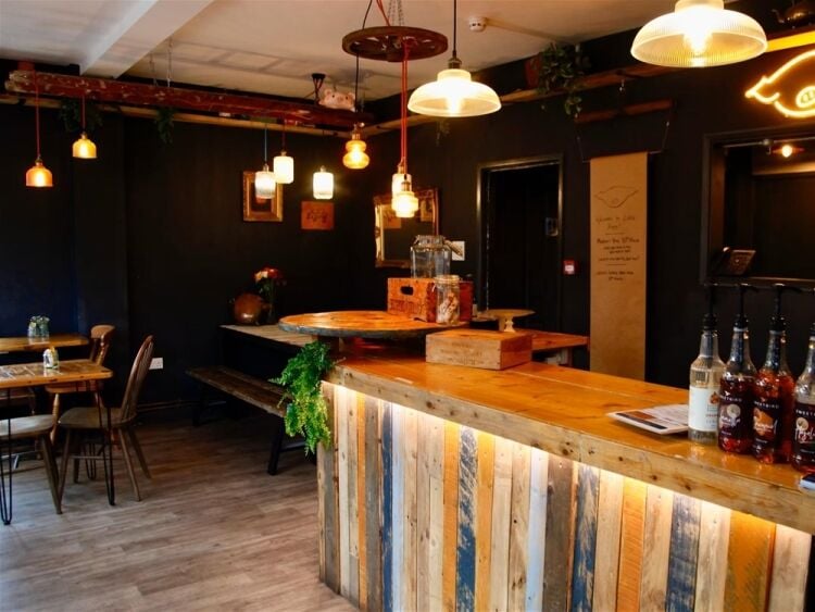 Cafe & Sandwich Bars For Sale in Huntingdon