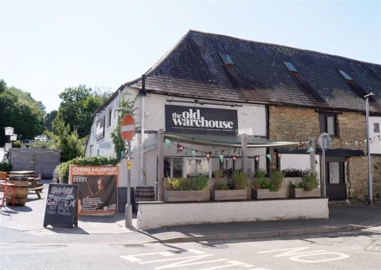 Fully fitted high-quality bar and restaurant premises in the heart of Kingsbridge For Sale in Kingsbridge Photo 2