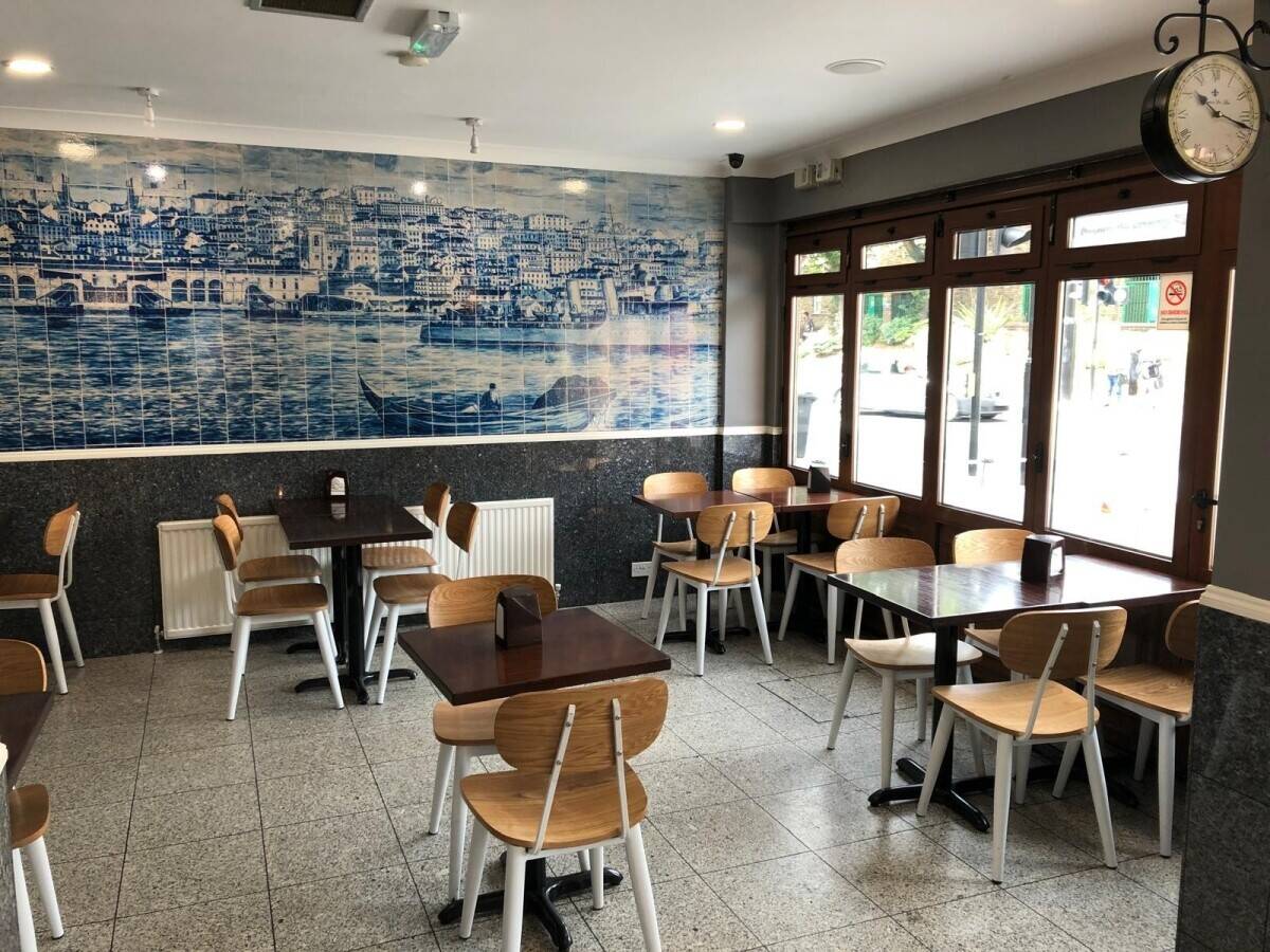 Long-Established, Iconic, Profitable Portuguese Restaurant and Bar -South London Photo 2