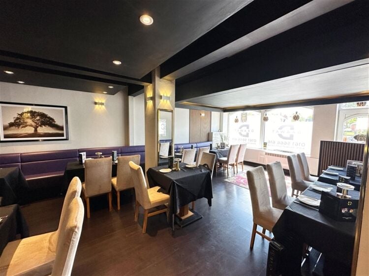 Restaurant in Hyde