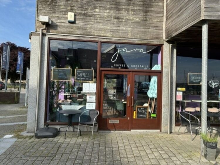 Leasehold Coffee & Cocktail Bar Located In Falmouth