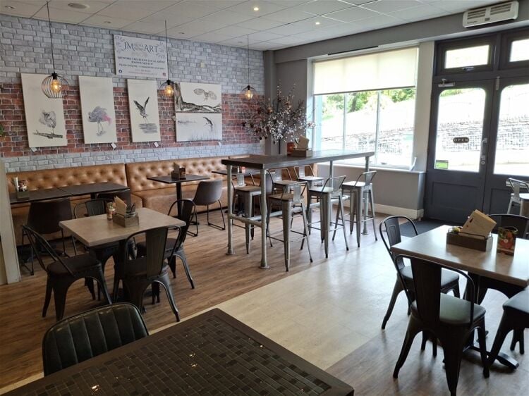 Cafe & Sandwich Bars For Sale in Sheffield Photo 2