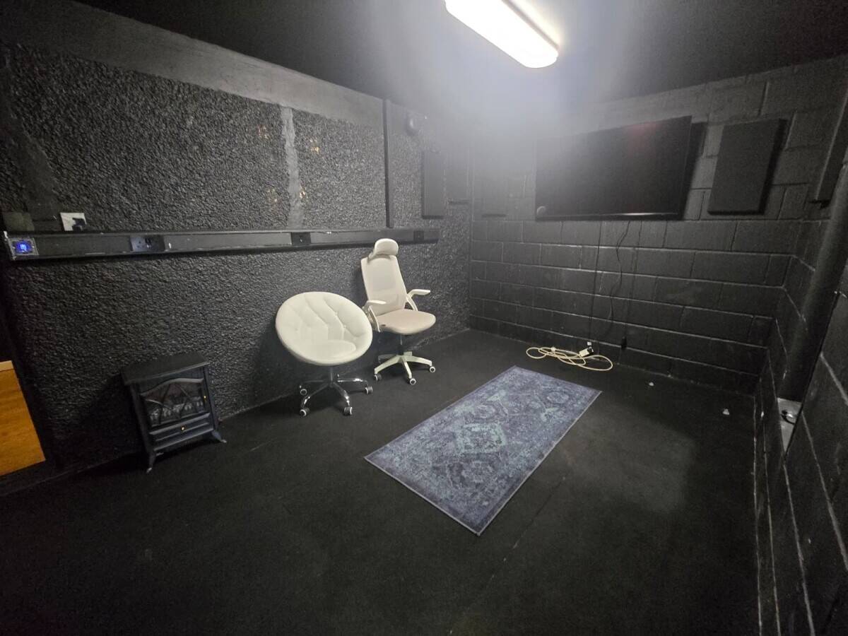 New studio available for rent. Photo 2