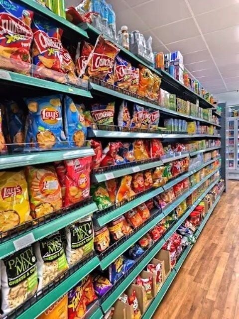 Huge Supermarket With Scope To Introduce Off Licence Sales for Sale