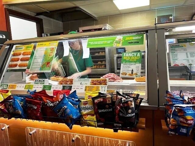 Subway Store With Seating for Sale Photo 2