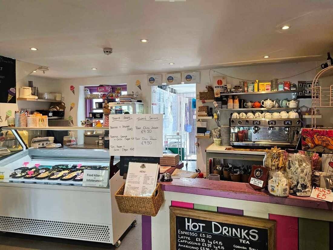 The Ultimate Countryside Café, Tearoom & Ice Cream Parlour Photo 2
