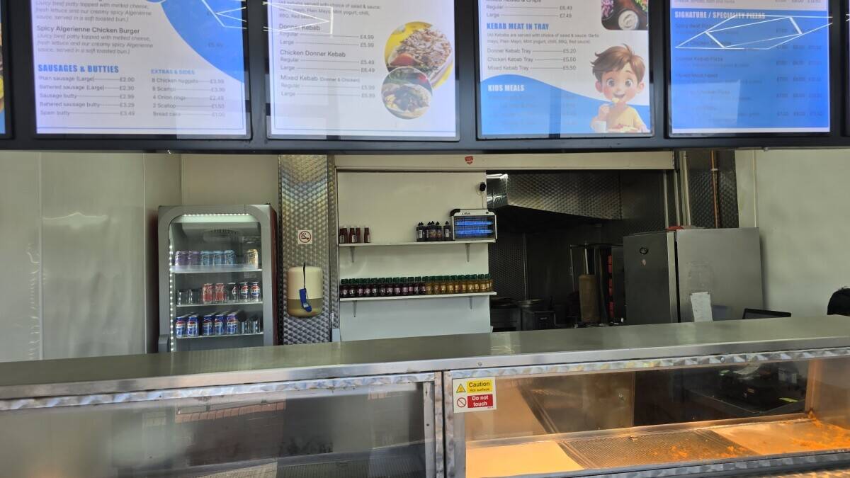 Fish and chips takeaway for sale in castleford Photo 2