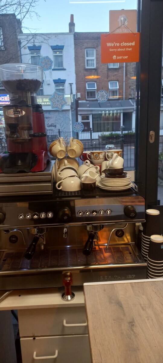 Cosy coffee shop in Roman Road London 