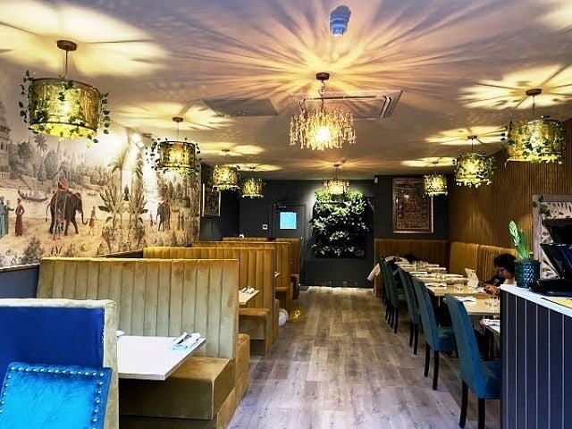 Well Presented Licensed Indian Restaurant for Sale Photo 2