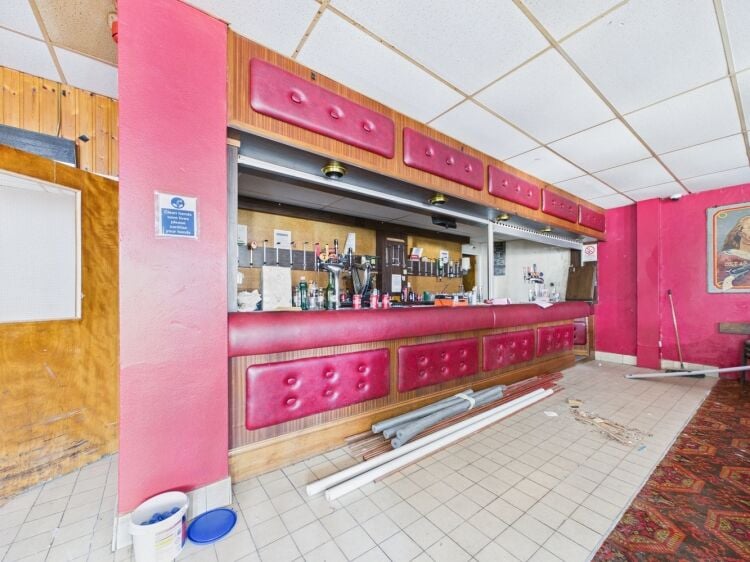 High Street serviced accommodation and café-bar development opportunity Photo 2