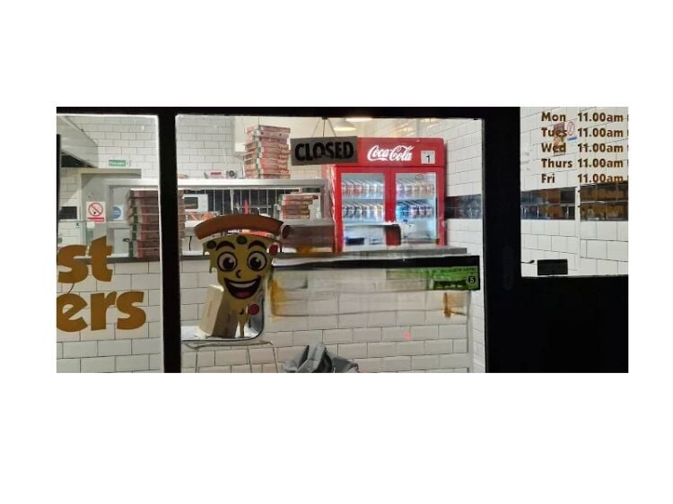 Slice Into Success – Trendy Pizza & Takeaway with Multi-Platform Reach Photo 2