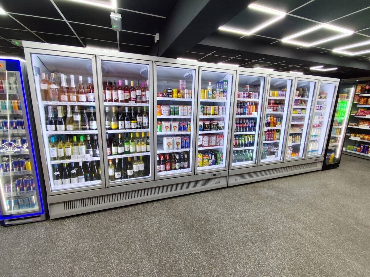 Off licence for sale in isle of wight leave your number on enquiry soap i can call you Photo 3