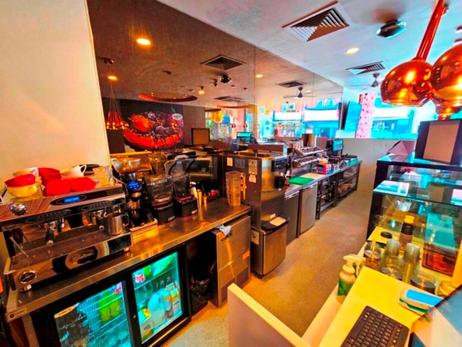 FRANCHISED DESSERT SHOP - FOR SALE - WANDSWORTH, LONDON