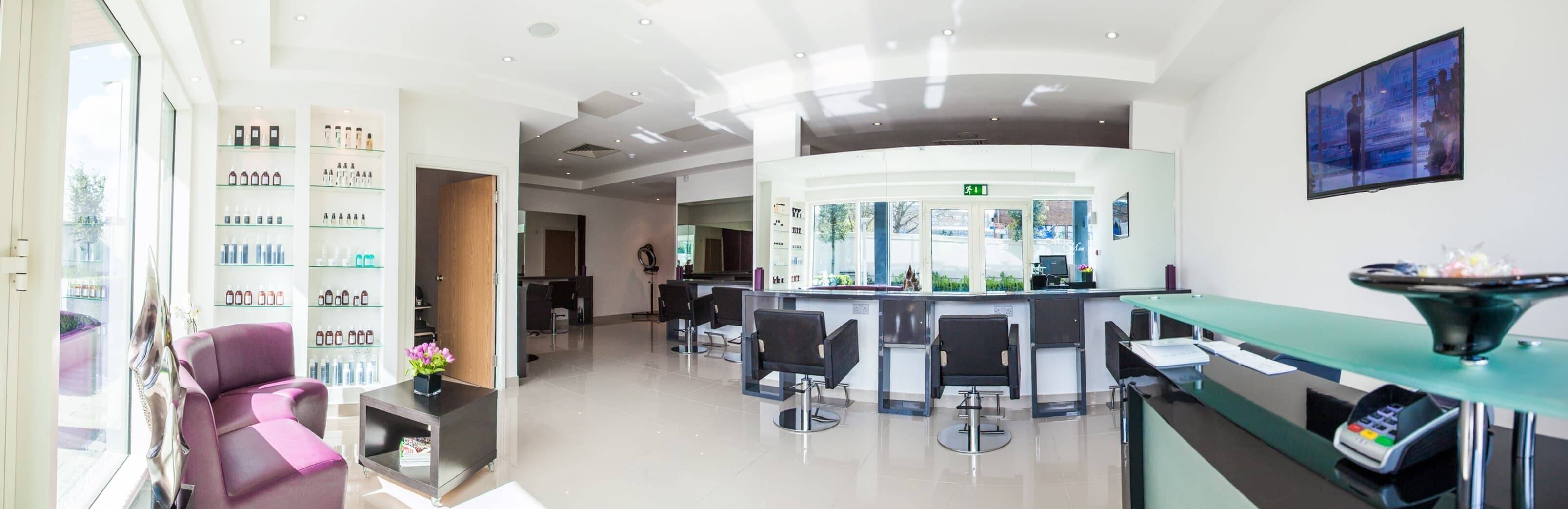 Exceptional Opportunity to Acquire a Prestigious, Hair & Beauty Salon at Wandsworth Riverside Photo 1
