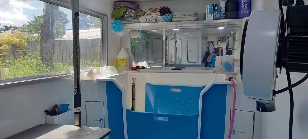 Dog grooming trailer for sale in Aberdeen