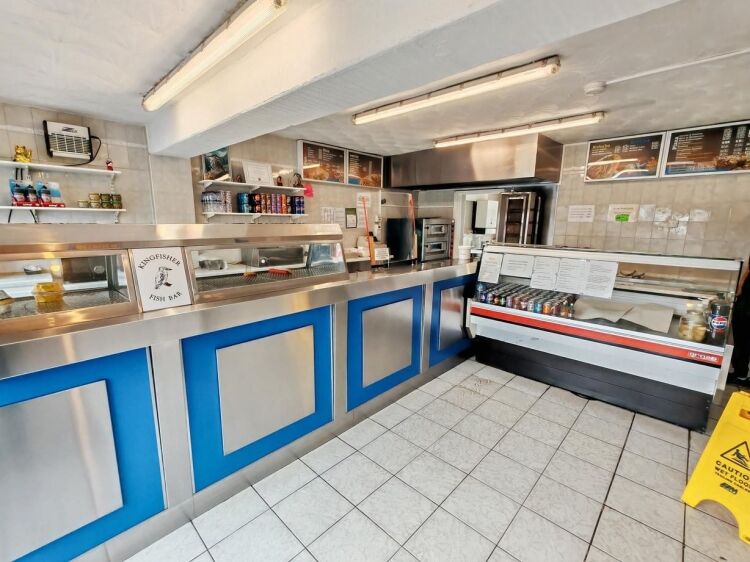 FREEHOLD TAKEAWAY WITH 3-BED ACCOMMODATION & DEVELOPMENT POTENTIAL