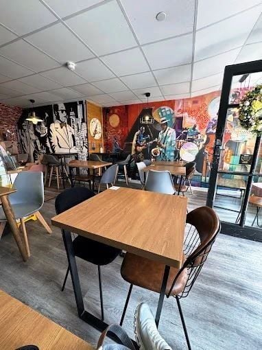 Coffee Shop & Retail Bakery Serving Homemade British Food, Artisan Bakes, And Great Coffeevegan, Meat & Gluten-free Options for Sale Photo 2