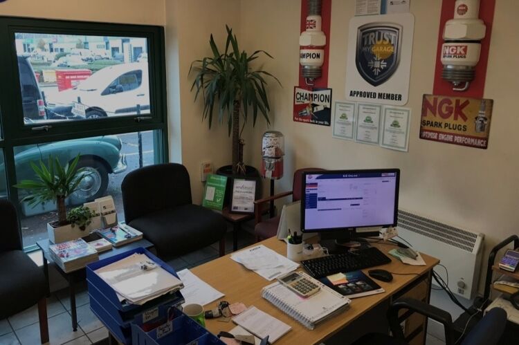 Established MOT Garage - Liverpool