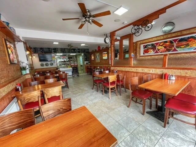 Cafe for Sale Photo 2
