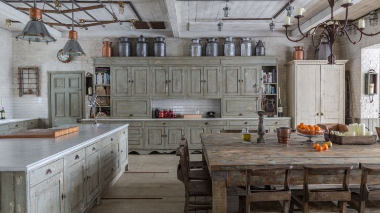 Bespoke Vintage Refrigeration Business with Exceptional Global Growth Potential