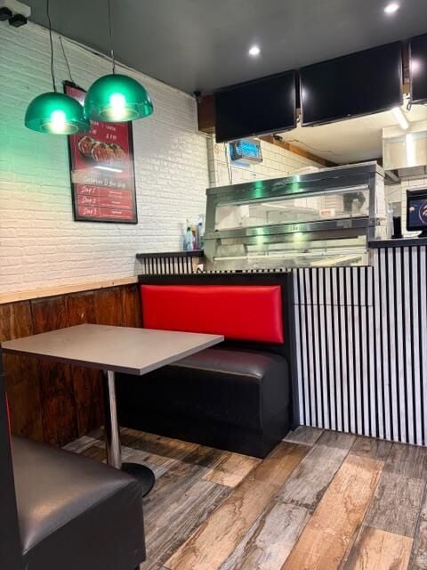 Pizza, Burger and Fried Chicken Takeaway for Sale – Gloucester