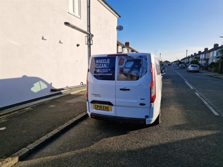 MOBILE WHEELIE BIN CLEANING BUSINESS Photo 2