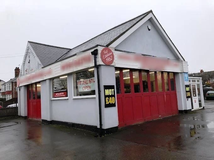 Garage Workshop Plus Mot Station for Sale