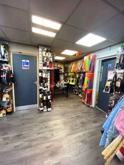 Hair & Beauty Salon Plus Retail Shop for Sale Photo 2