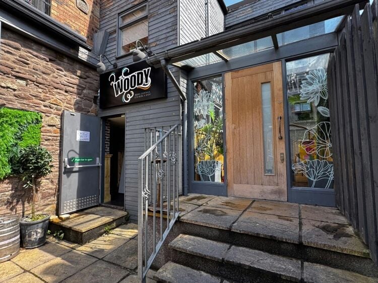 Woodpecker Restaurant & Bar Photo 2