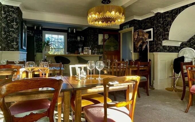 Well Presented Café & Cocktail Bar for Sale Photo 2