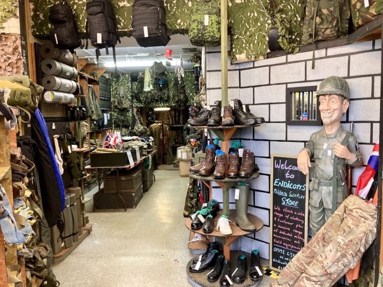 ARMY SURPLUS RETAIL & ONLINE STORE