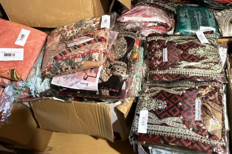 Relocatable Online Fashion Retailer Photo 2