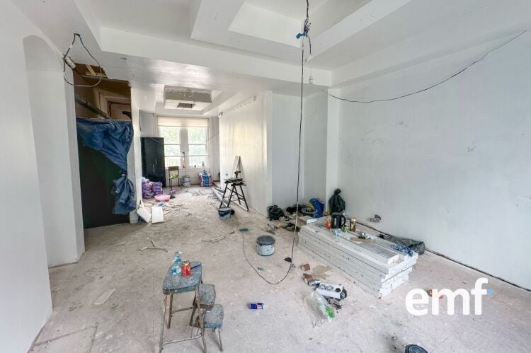 Let Commercial Investment With 4 Let Flats Photo 2