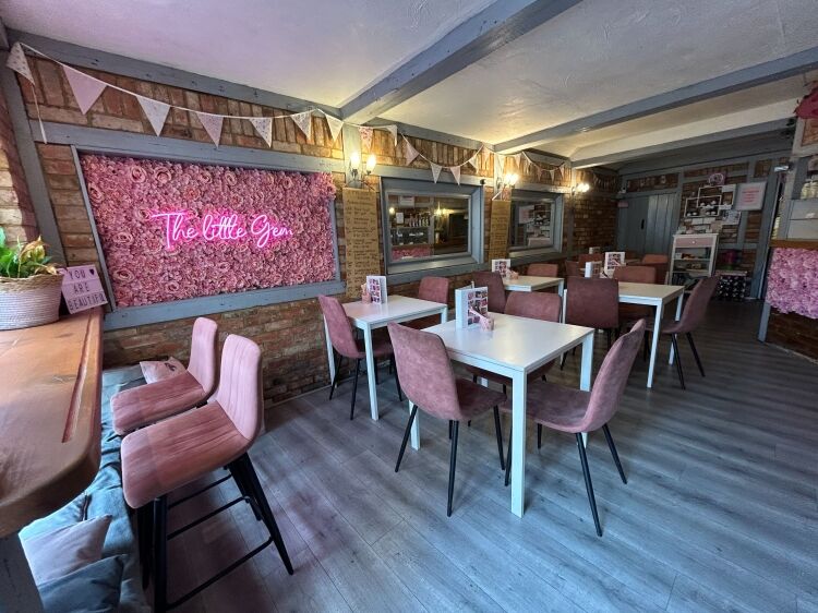 LICENSED DAYTIME CAFÉ/COFFEE SHOP