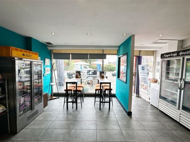 Fishmonger / Seafood Bar in Timperley Photo 2