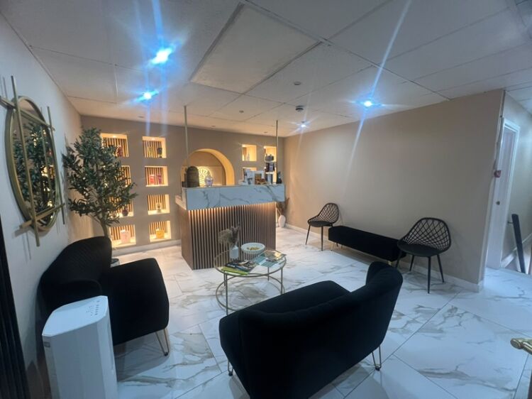TANNING STUDIO –  ESSEX Photo 2