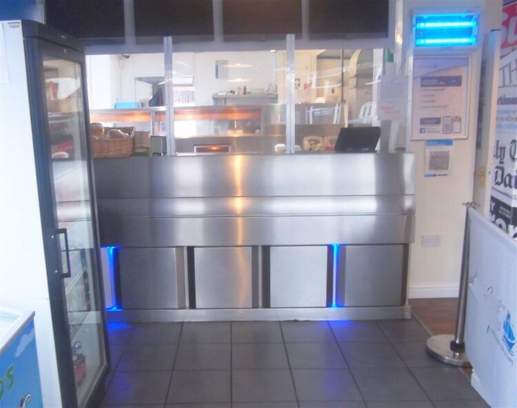 Established fish & chip takeaway, busy York student area Photo 2
