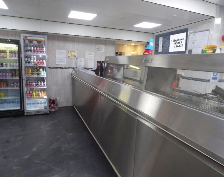 Unopposed fish & chip shop, Peak District village Photo 2