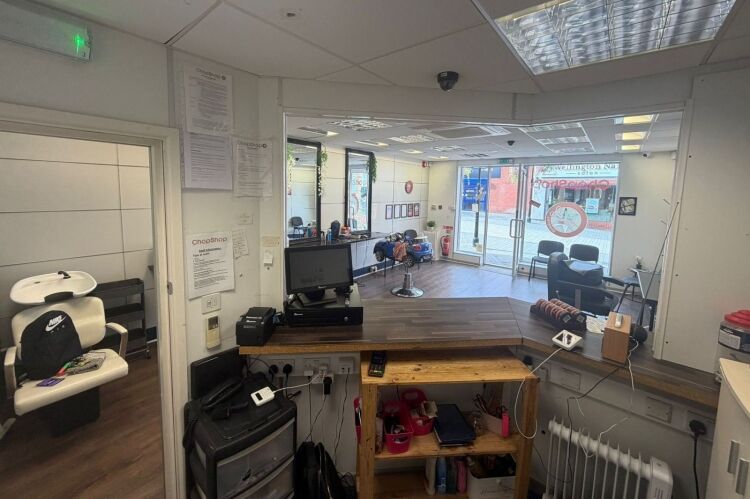 Established Barber Shop - Wellington Photo 2