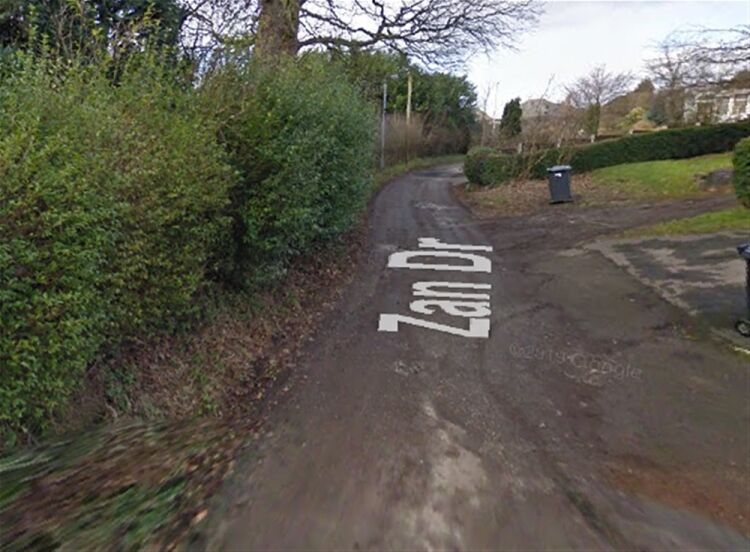 EXCLUSIVE FREEHOLD ACCESS ROAD FOR SALE IN SANDBACH Photo 2
