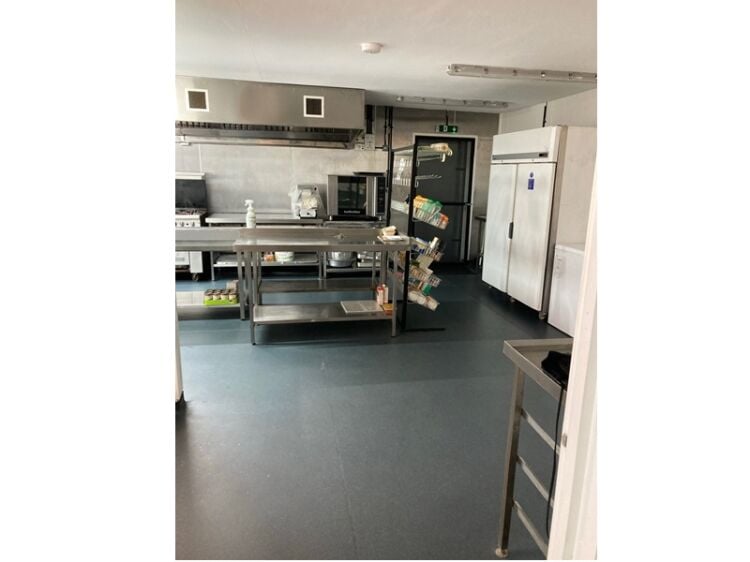 Asset Sale – Commercial Food Production / Dark Kitchen Opportunity